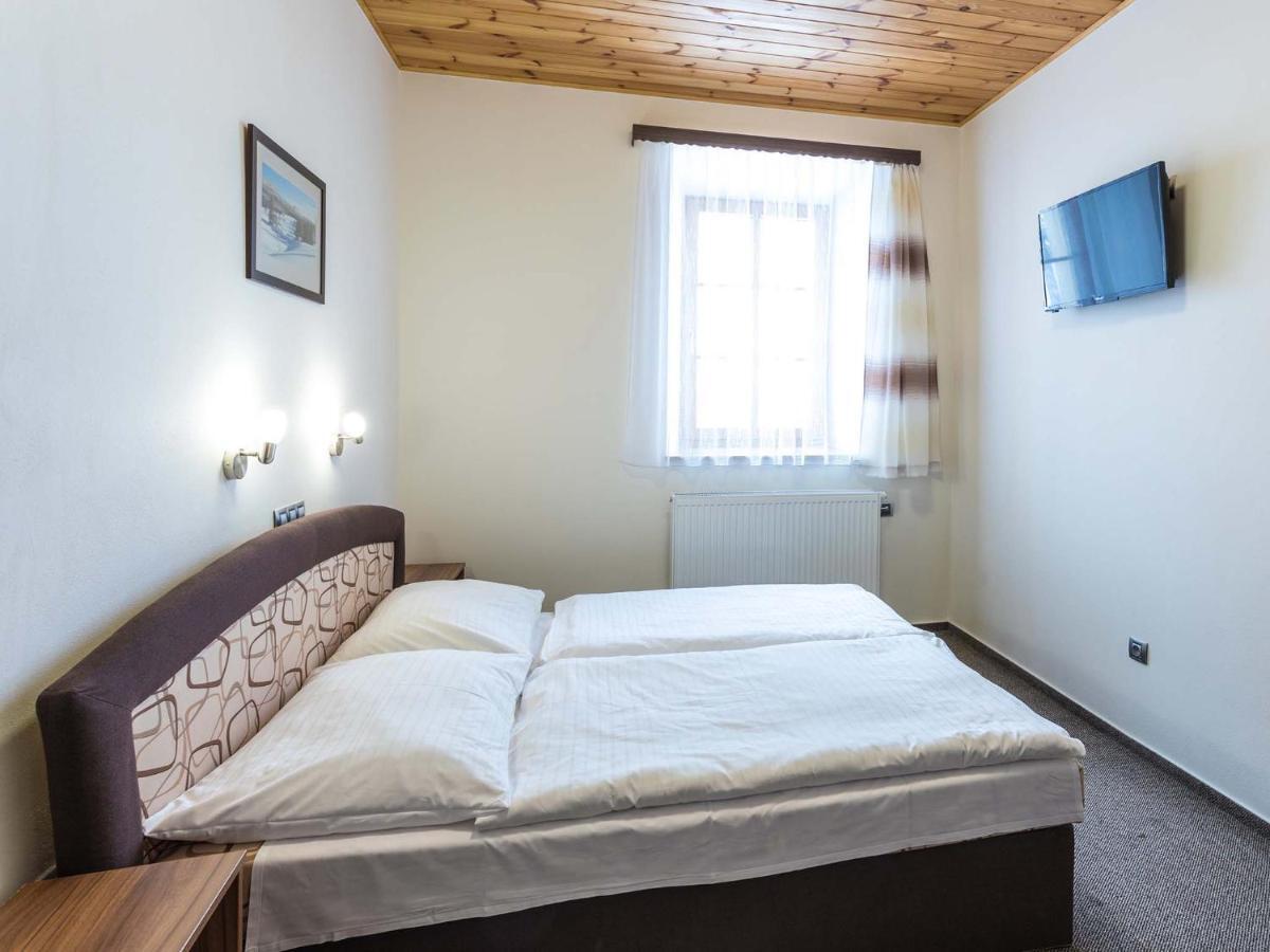 Ea Horsky Hotel Hajenka Модрава Екстериор снимка